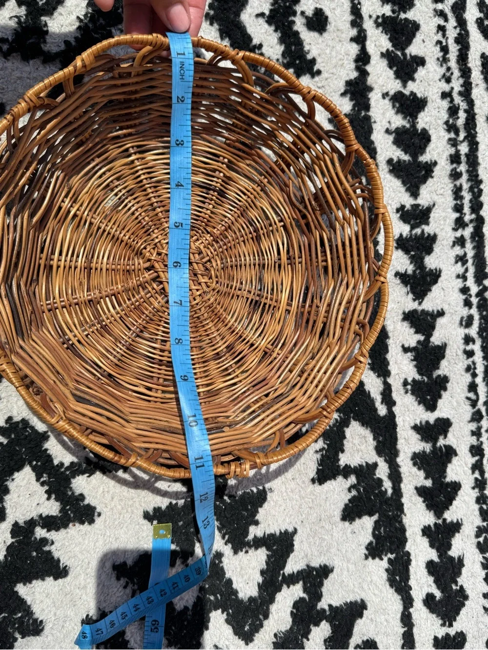 Woven Rattan Round Basket - Natural Brown